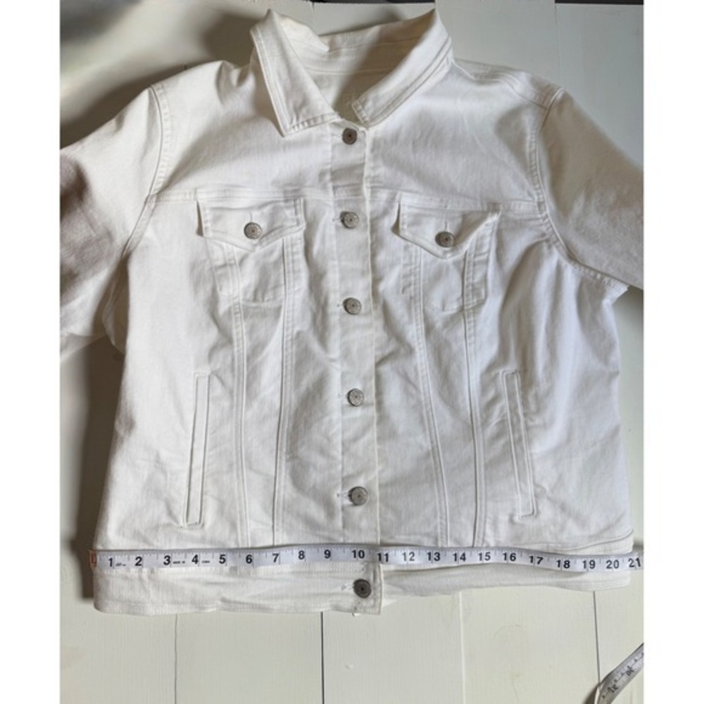 Womens XL White Denim Trucker Jacket Jean Jacket Cotton Cropped Layering - Picture 8 of 9